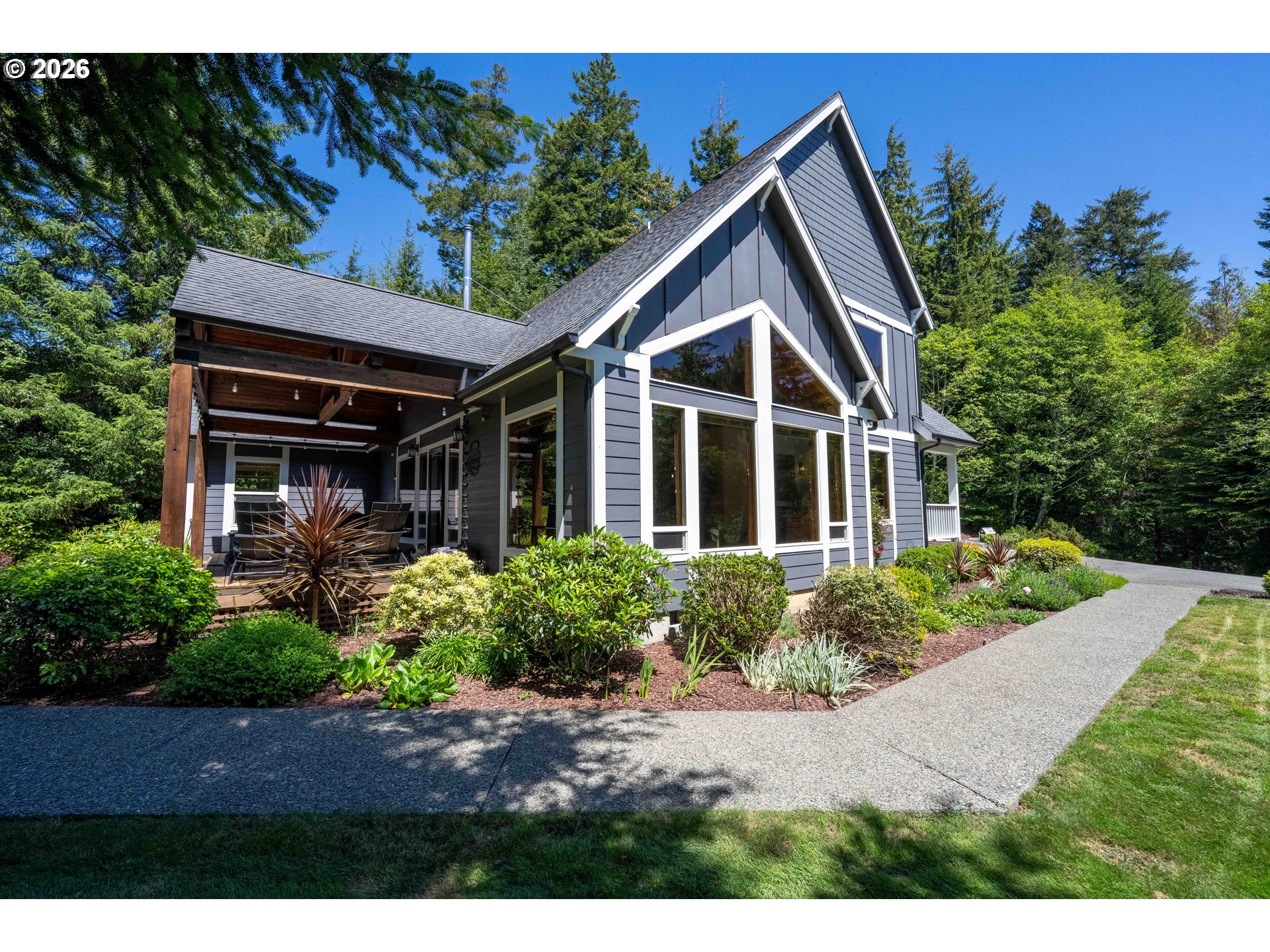 68260 RIDGE RD, North Bend OR 97459 — photo 2