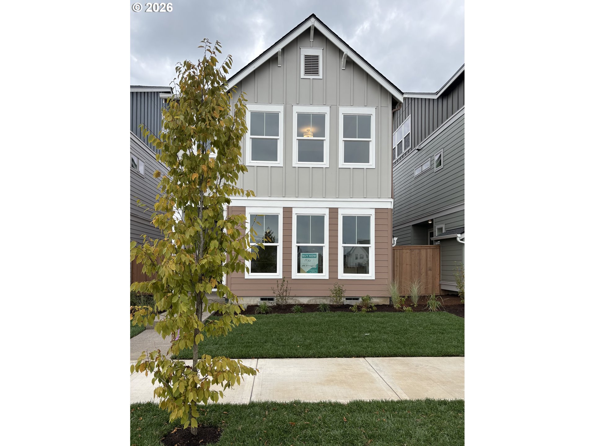 8582 SE Crabapple St — photo