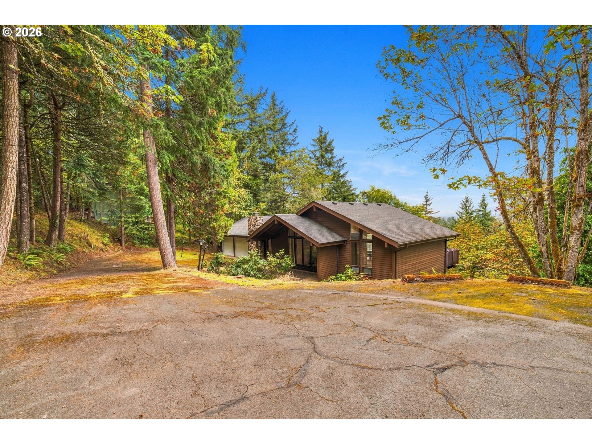 551 Brookside Dr, Eugene, OR 97405 — photo 2
