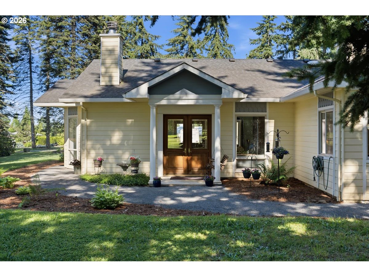 7062 River Bend Dr NE — photo