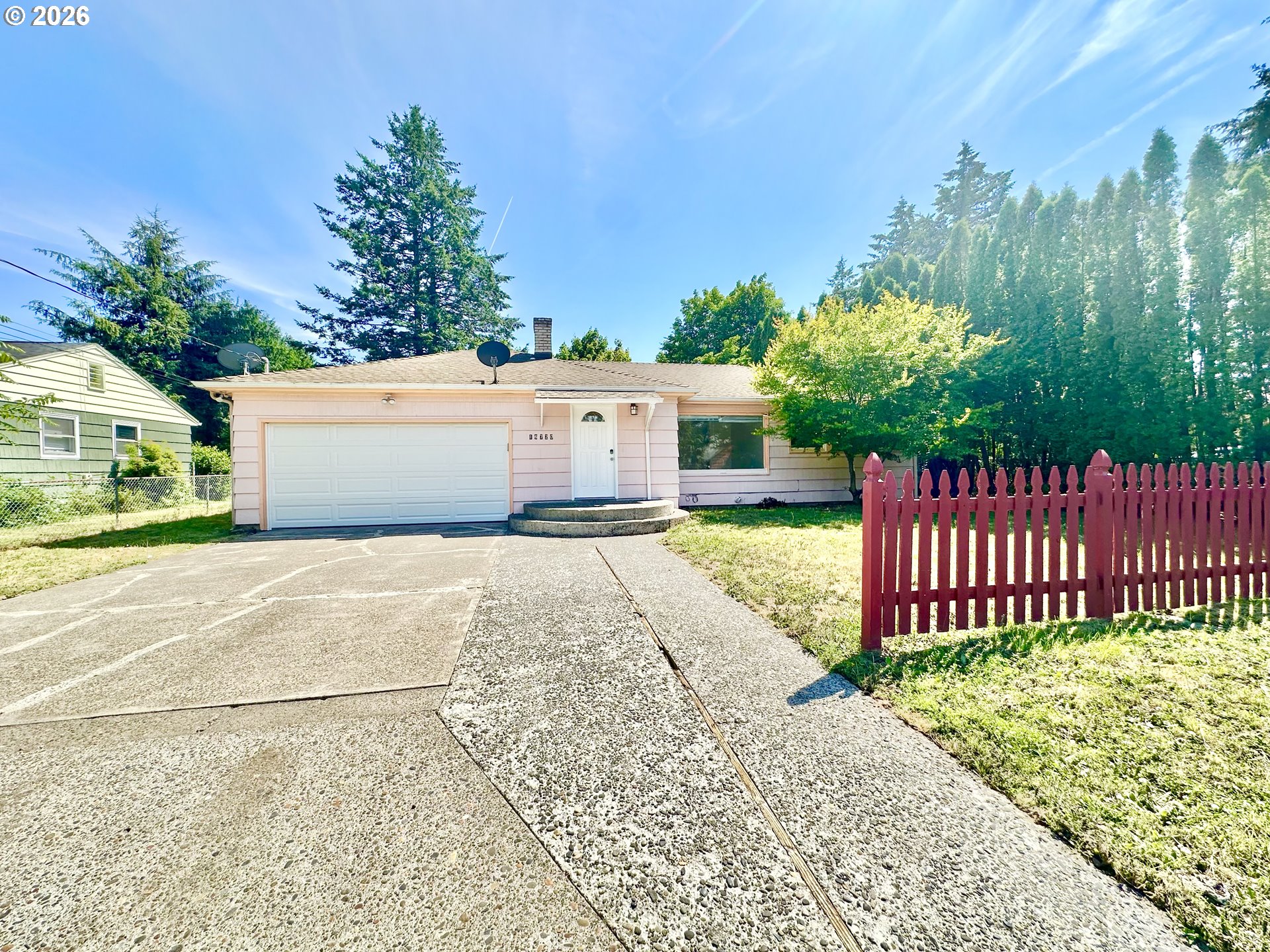 16720 SE Clinton St — photo