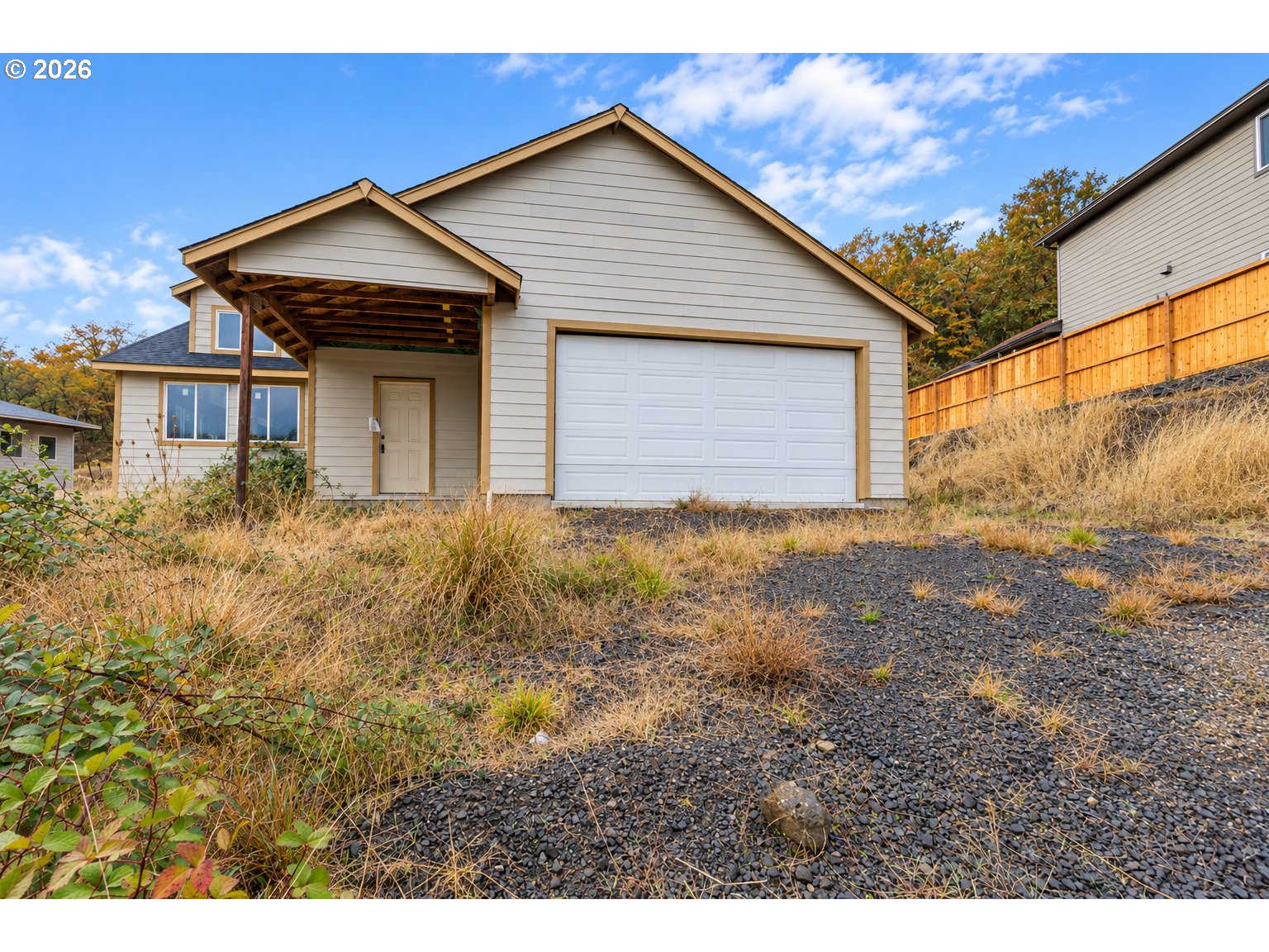 928 SE Golden Eagle Ave — photo