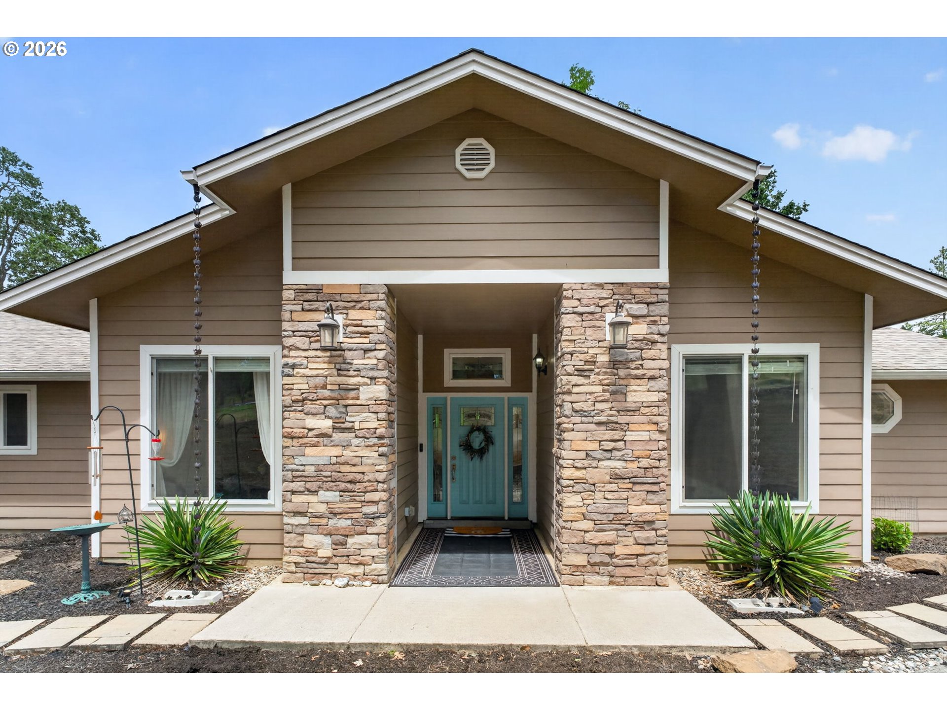 180 Hawkeye Ln — photo