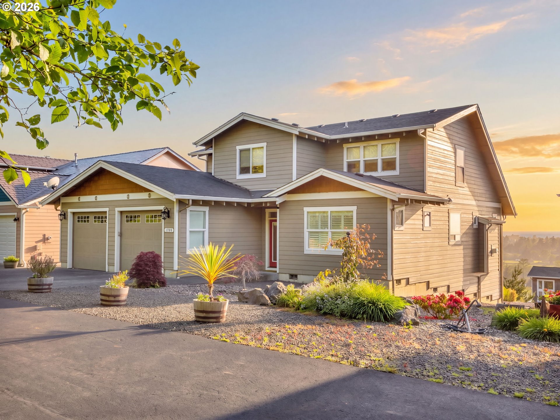 1775 Thompson Falls Dr — photo