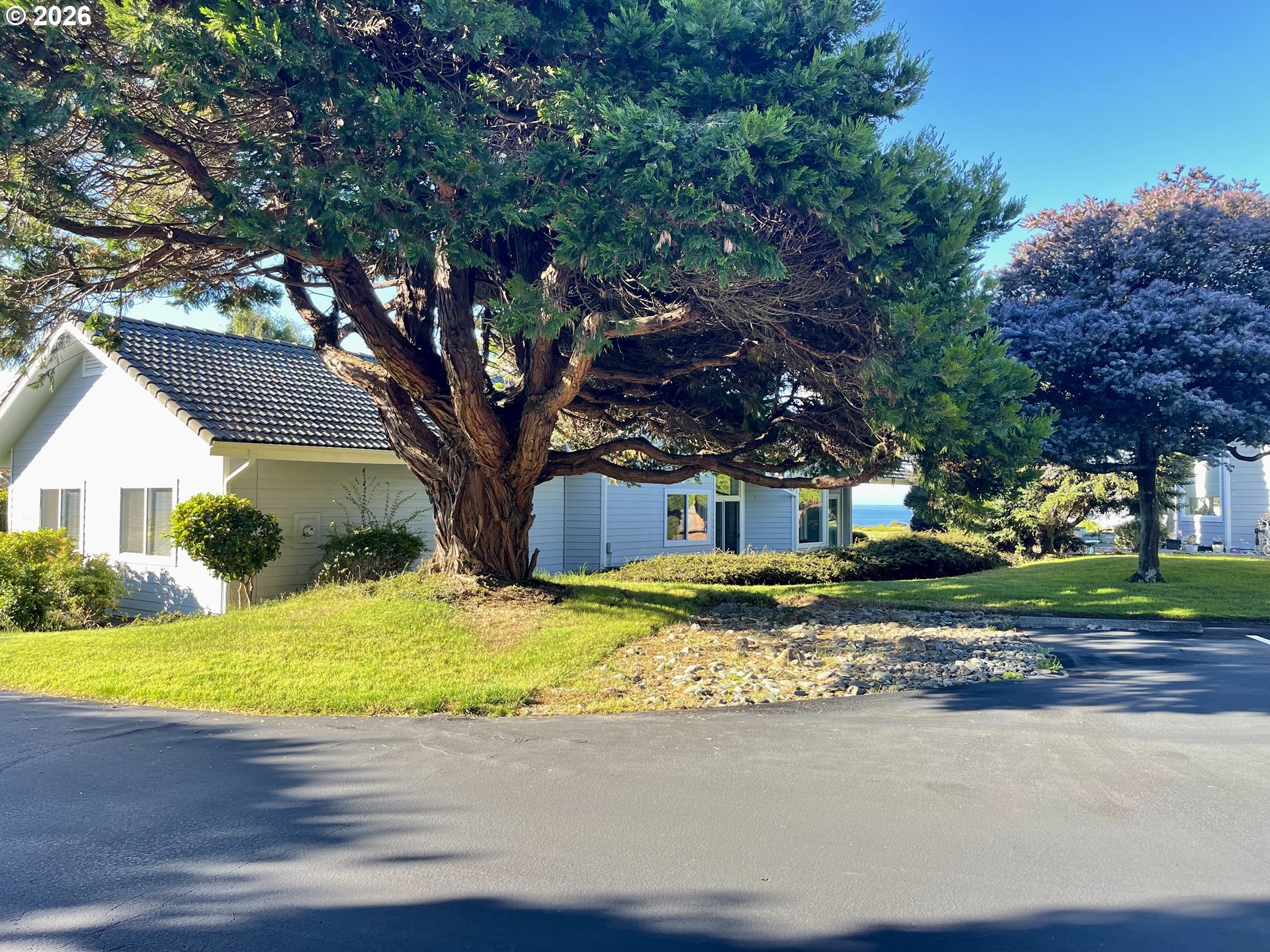 210 Schooner Bay Dr — photo