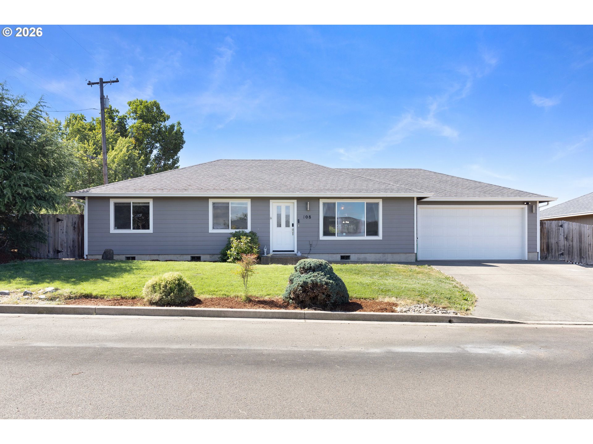 108 Jensen Ct — photo