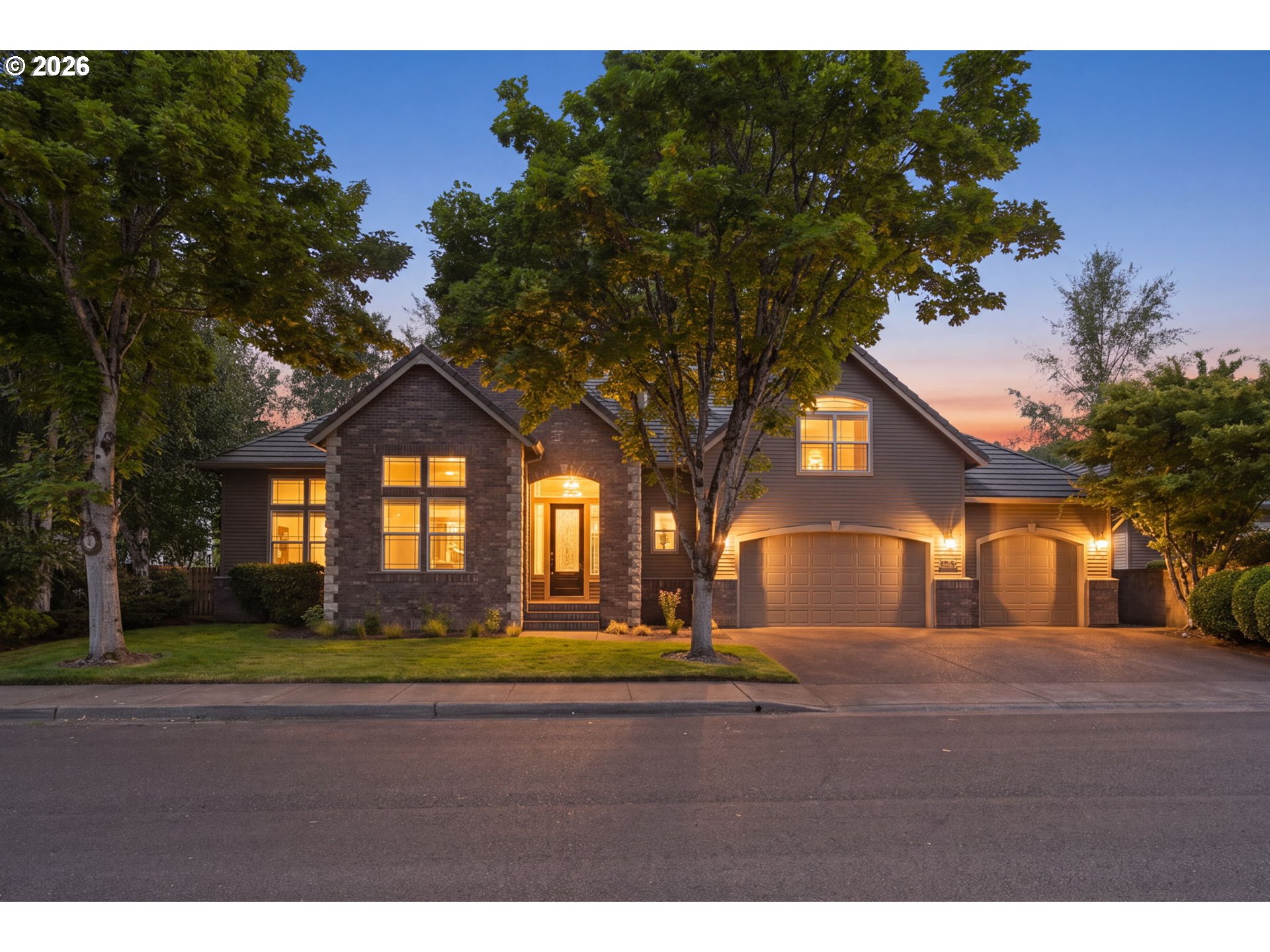 3333 Riverplace Dr — photo