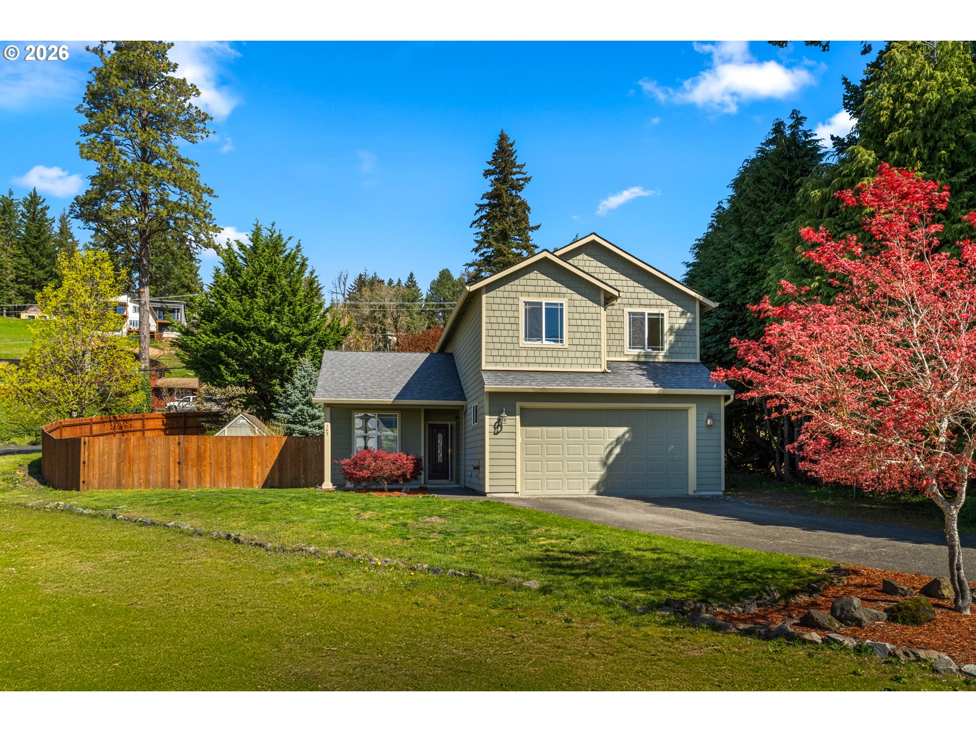 547 SW Rock Creek Dr — photo