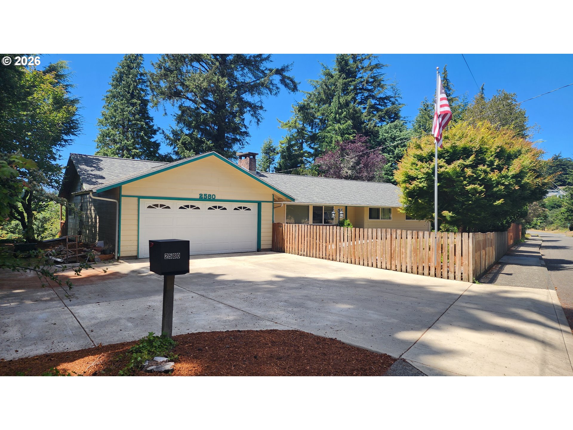 2580 Pony Creek Rd — photo