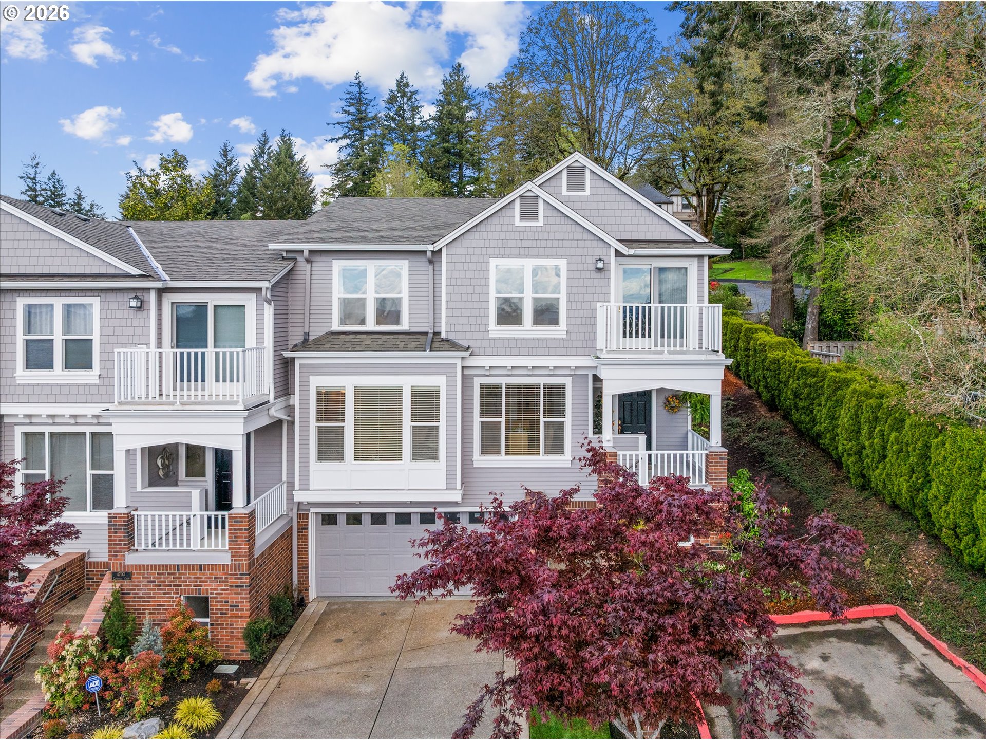 4701 Cambridge Ct — photo