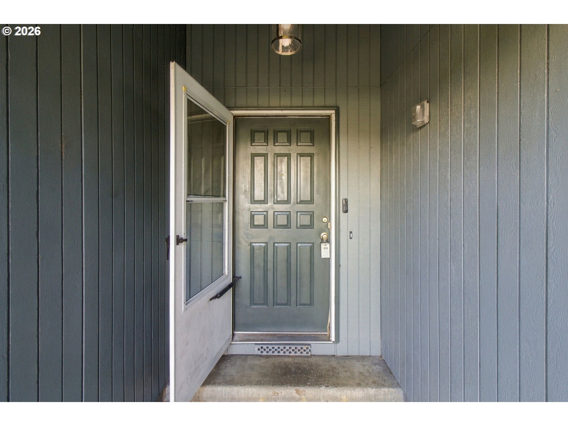 4264 Dove Ln, Eugene, OR 97402 — photo 2