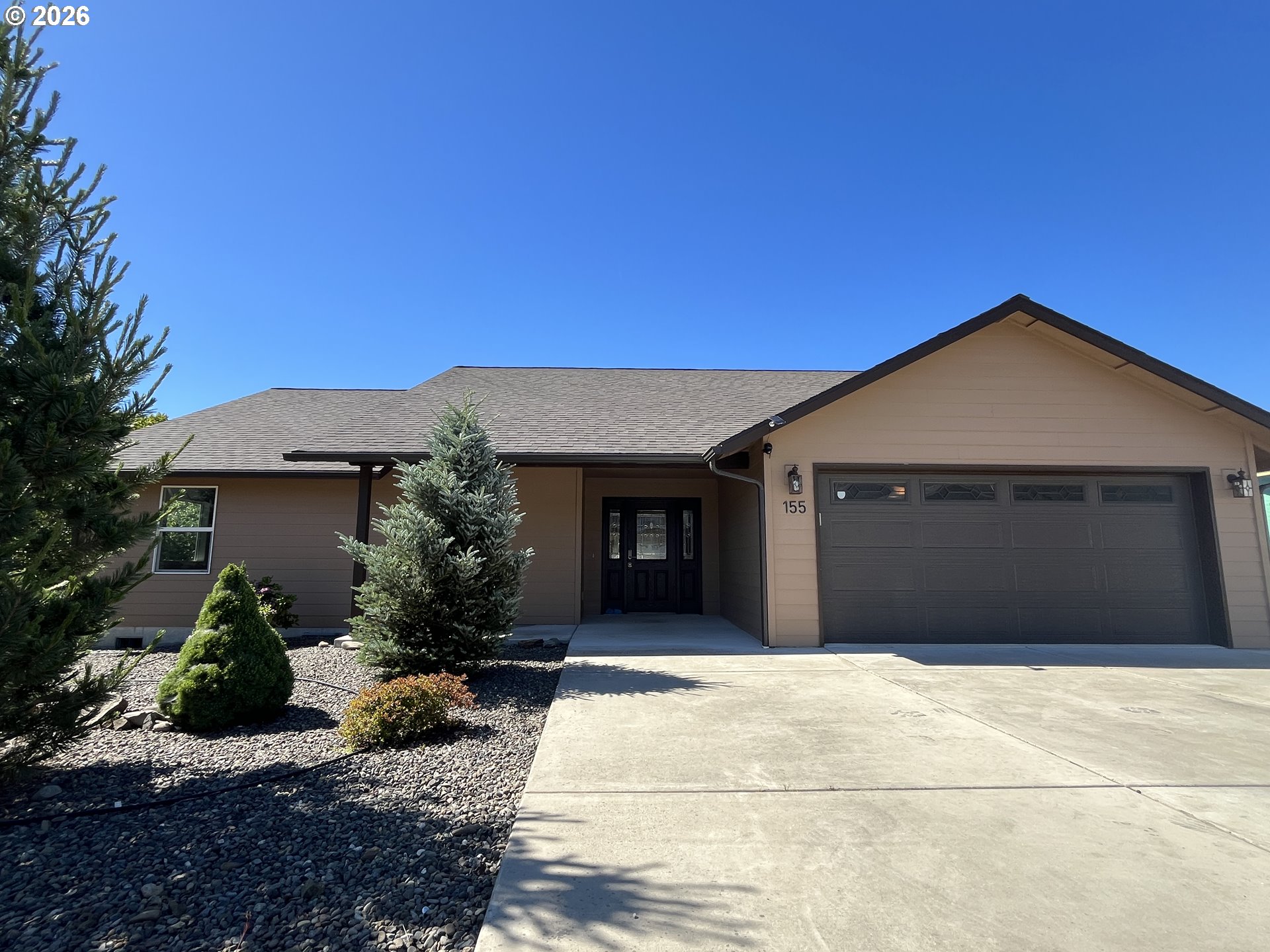 155 SE Callaham Ct — photo