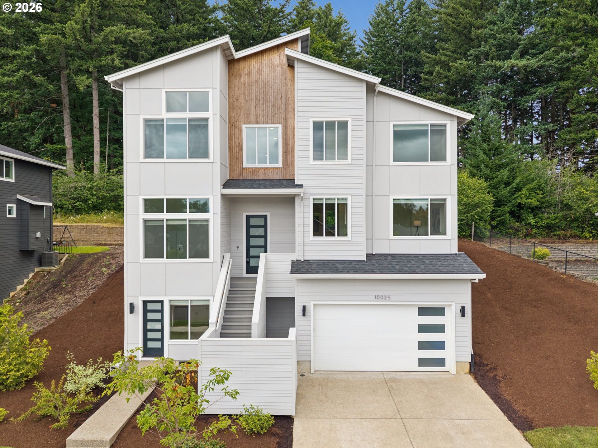 10025 SE Nicholas Dr — photo
