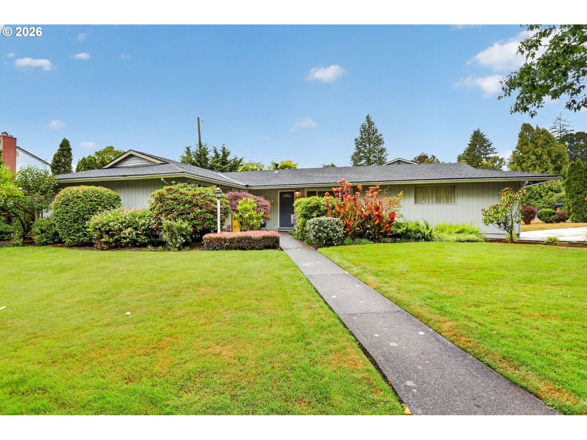 13345 NW Westlawn Ter — photo