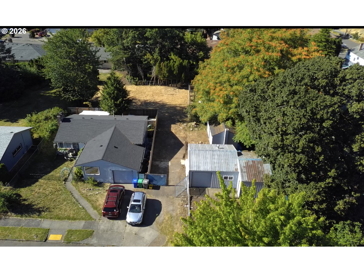 12041 NE Siskiyou St — photo