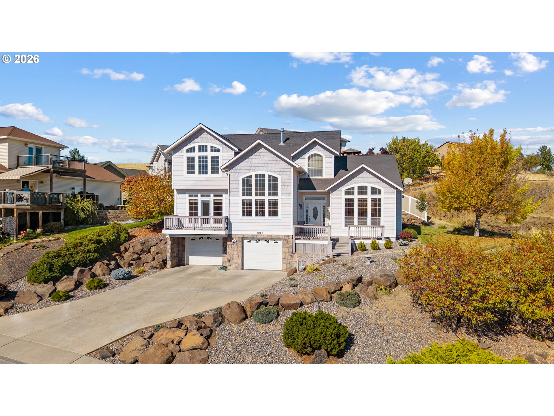 2221 NW Ingram Ln — photo
