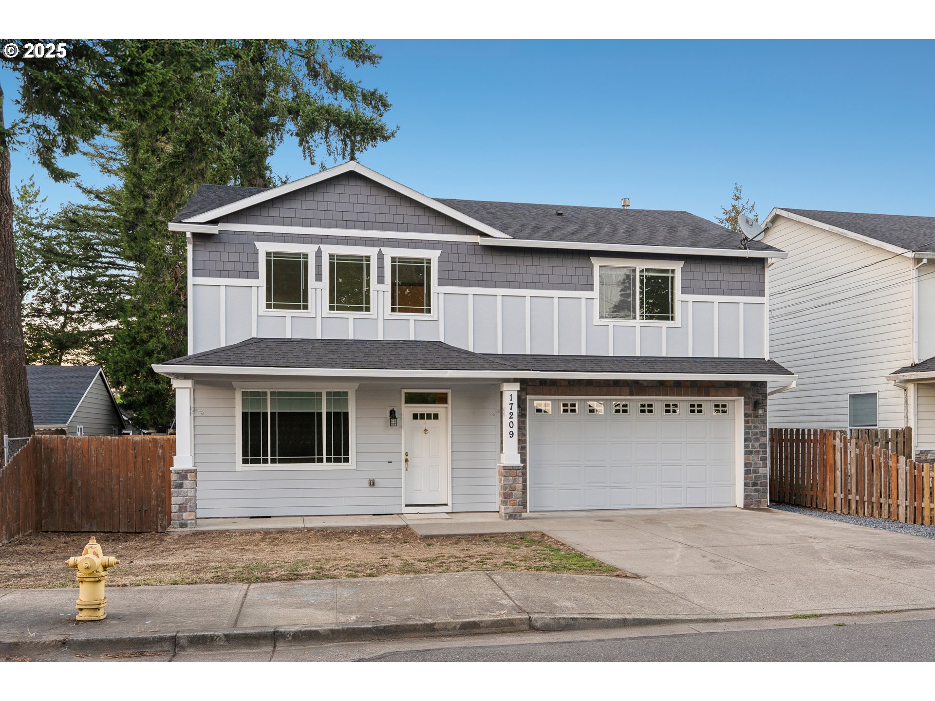 17209 SE Stephens St — photo