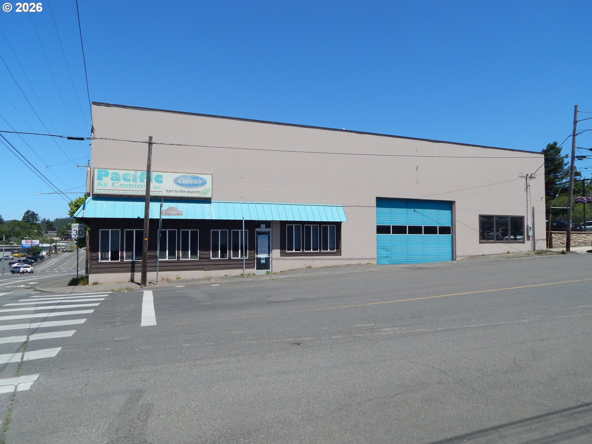 16 E 3rd St, Coquille, OR 97423 — photo 2