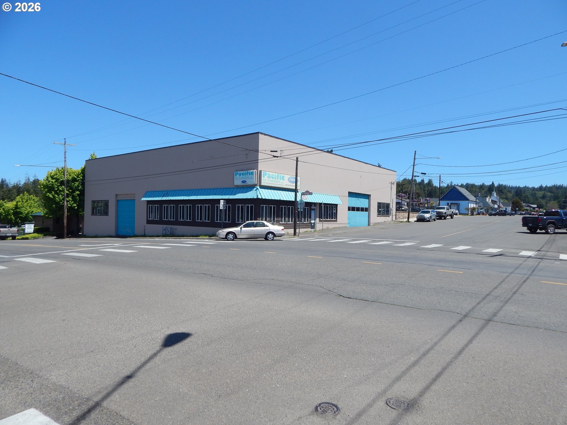 16 E 3rd St, Coquille, OR 97423 — photo 3