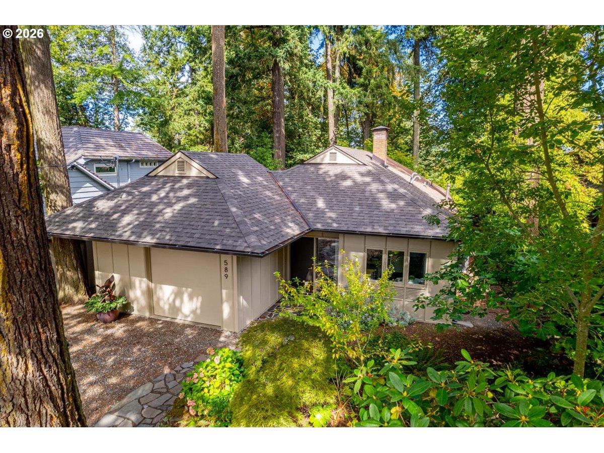 589 Ridgeway Rd, LakeOswego, OR 97034 — photo 2