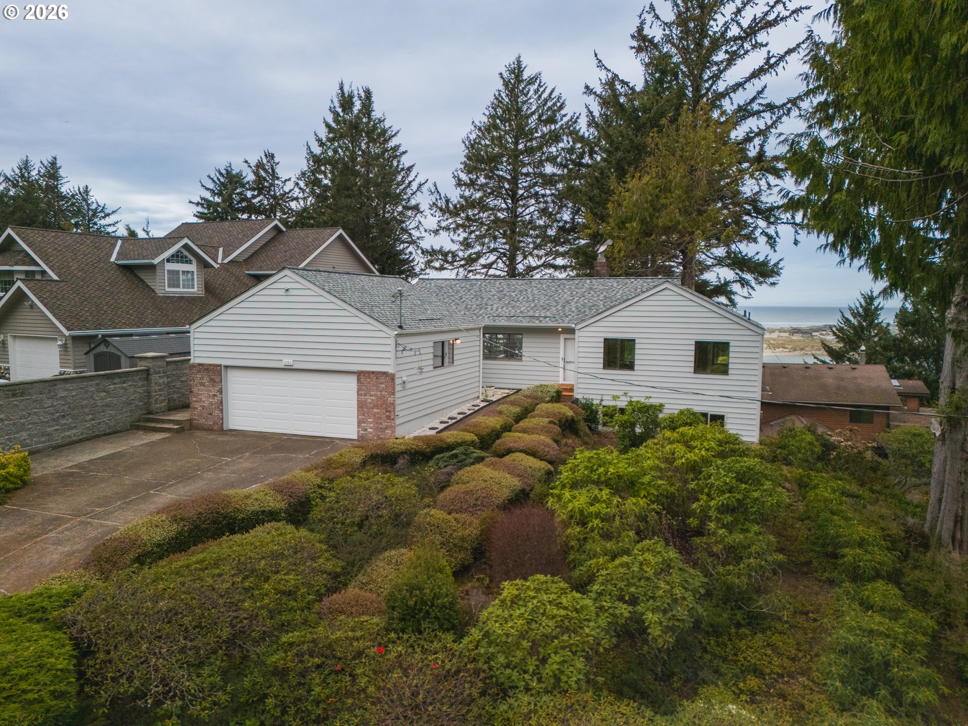 1080 SW Norwood Dr — photo