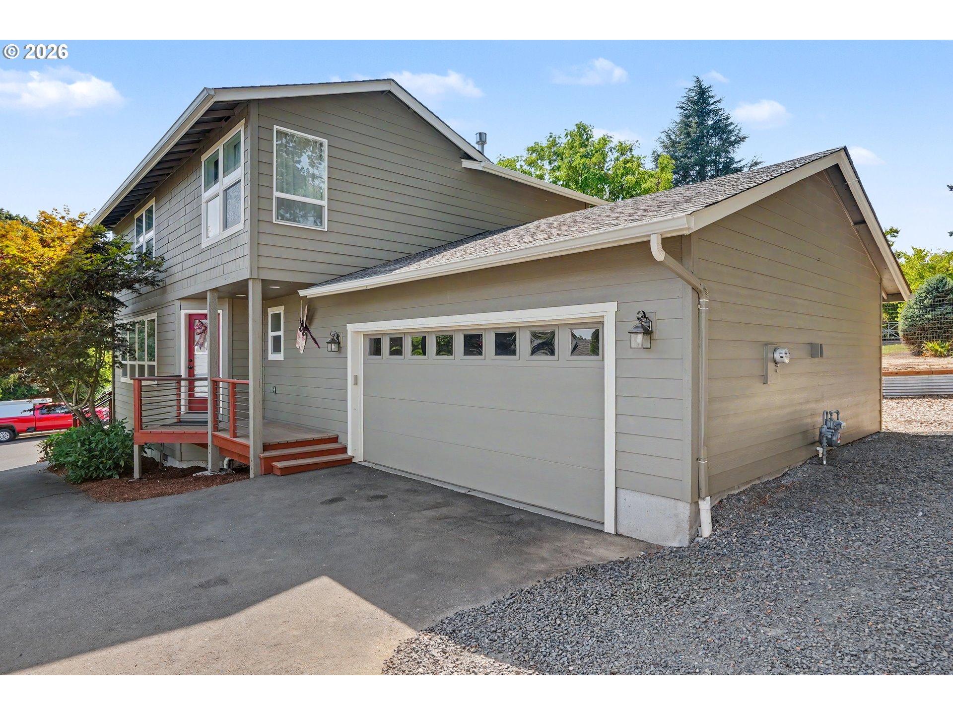 1685 Hillcrest Ct NW — photo