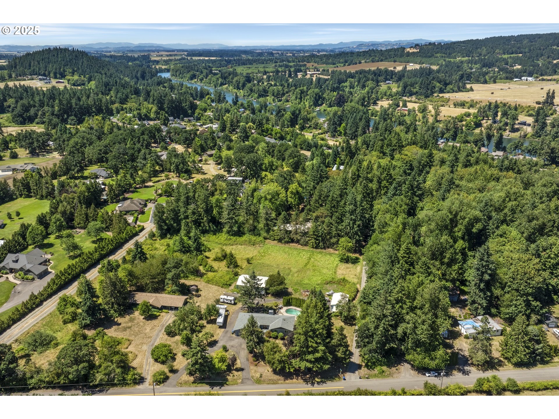 23851 Schultz Rd NE, Aurora, OR 97002 — photo 2