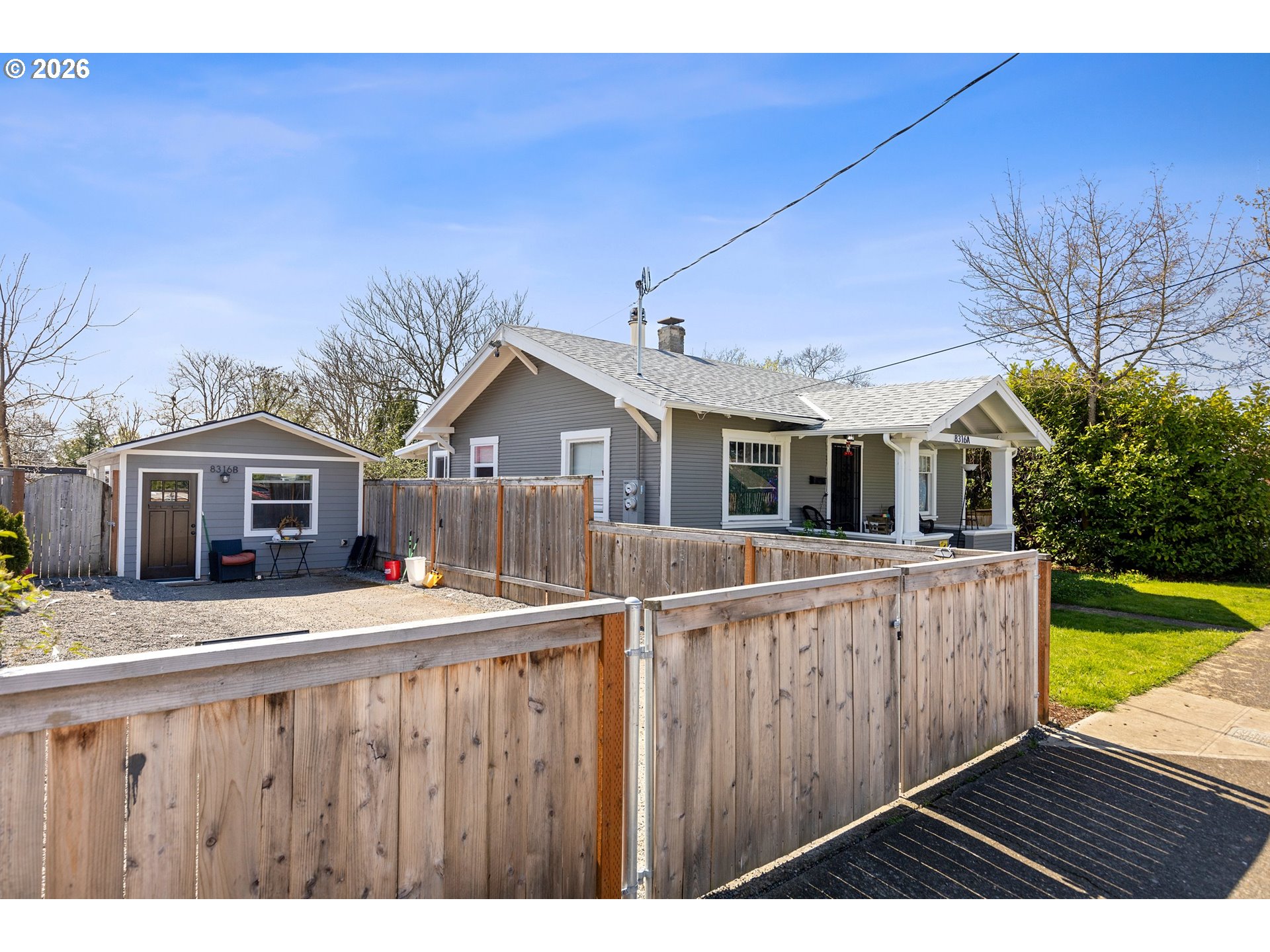 8316 SE Raymond Ct — photo