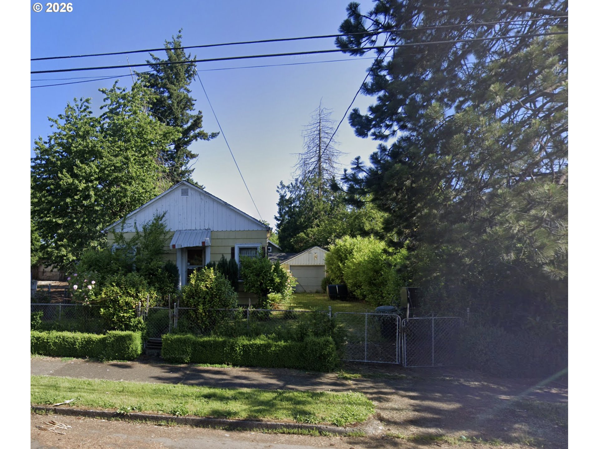 9727 SE Reedway St — photo