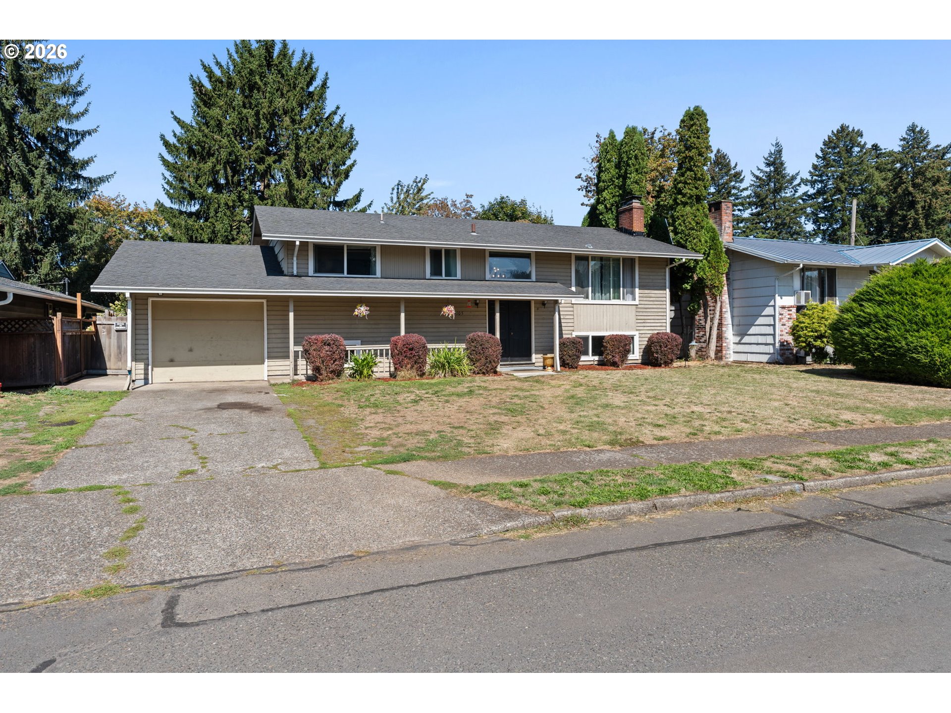 19105 NE Clackamas St — photo