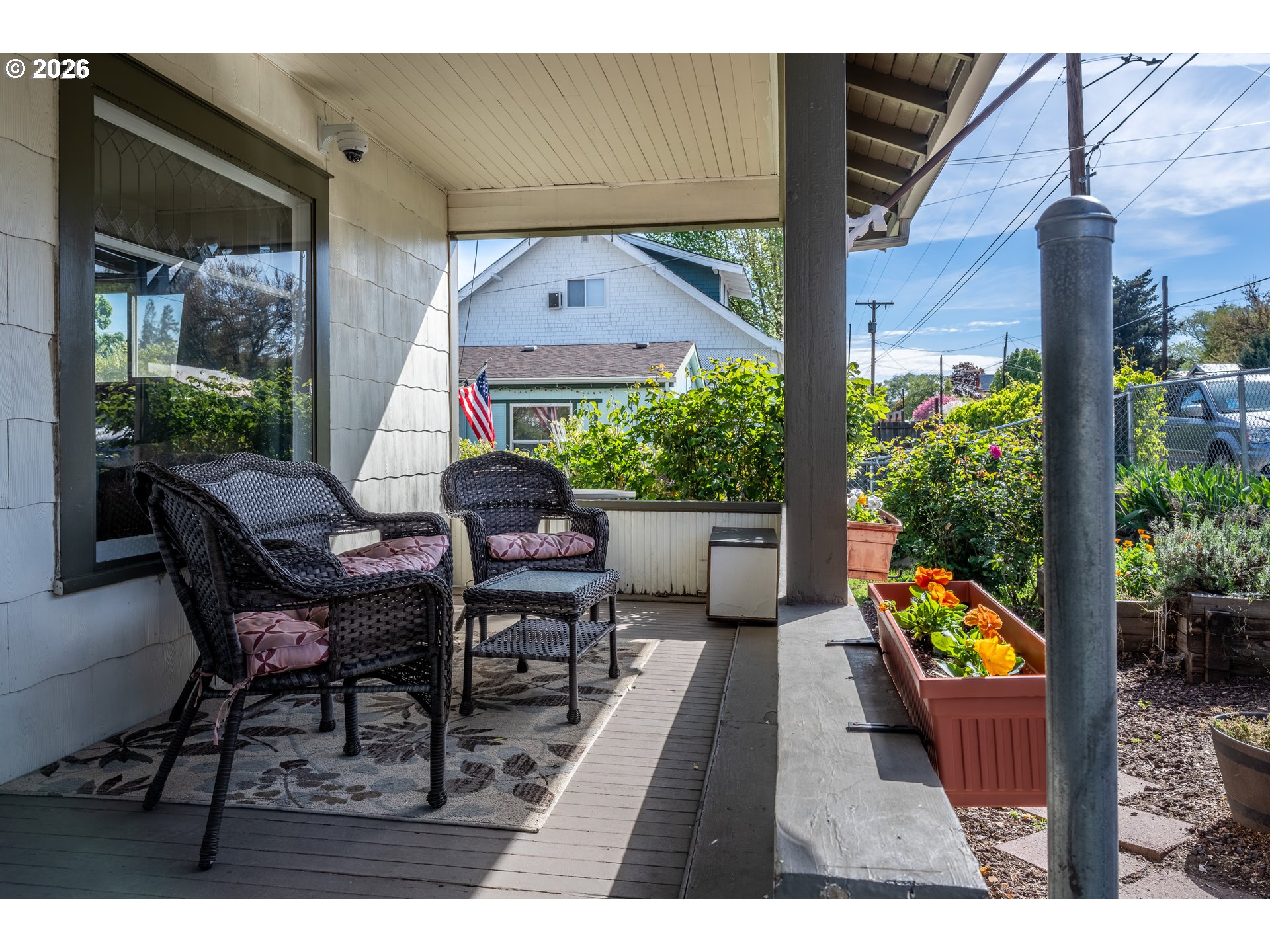 1111 E 9th St, TheDalles, OR 97058 — photo 2