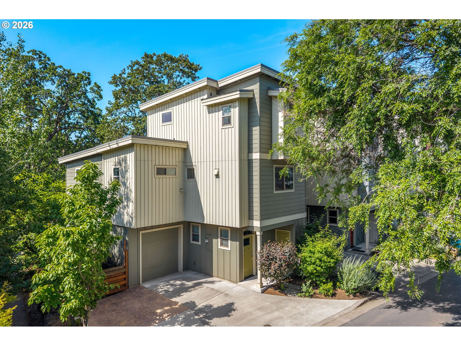 505 SE Upper Wyers — photo