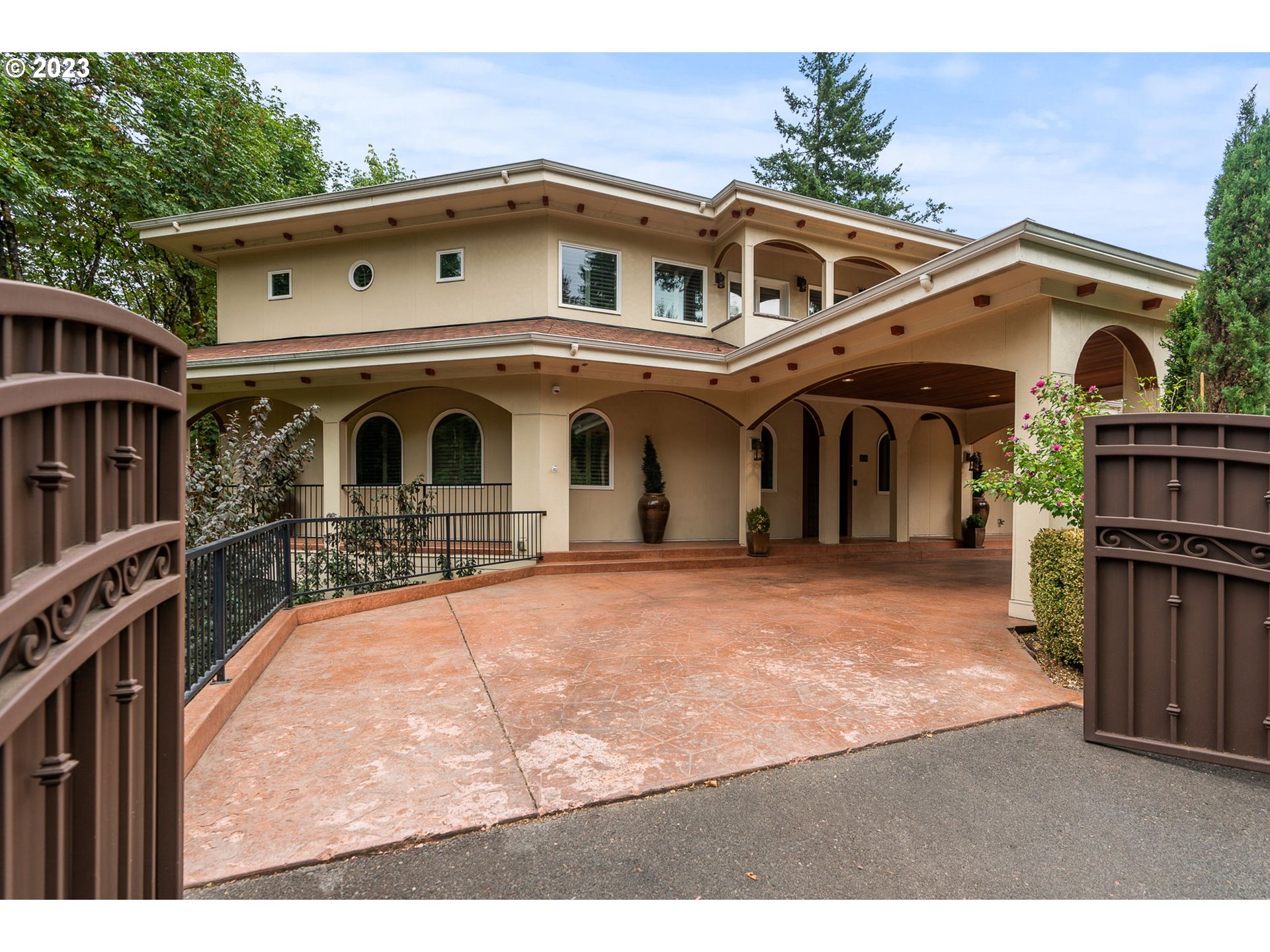 3100 SW Fairmount Blvd — photo