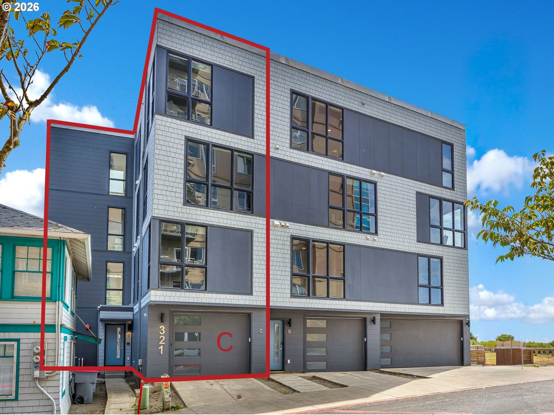 321 S Prom C — photo