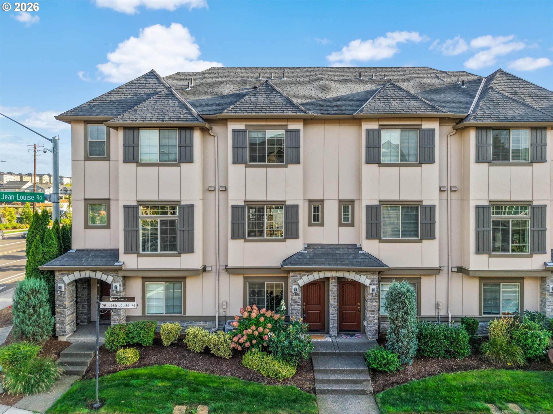 17018 SW Jean Louise Rd — photo
