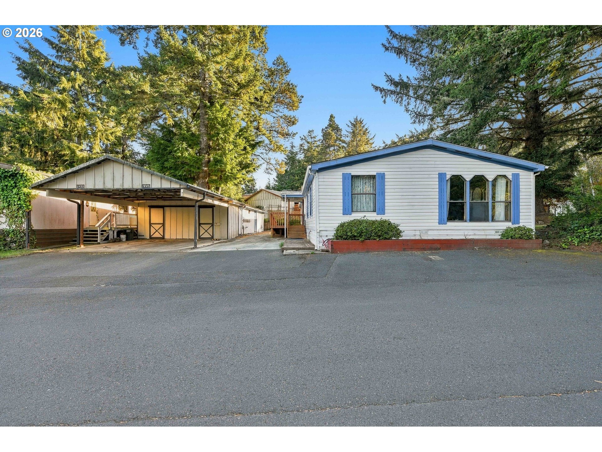 1445 Village Pines Ave — photo