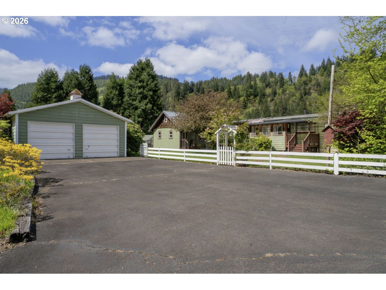 10273 Sweet Creek Rd, Mapleton, OR 97453 — photo 2