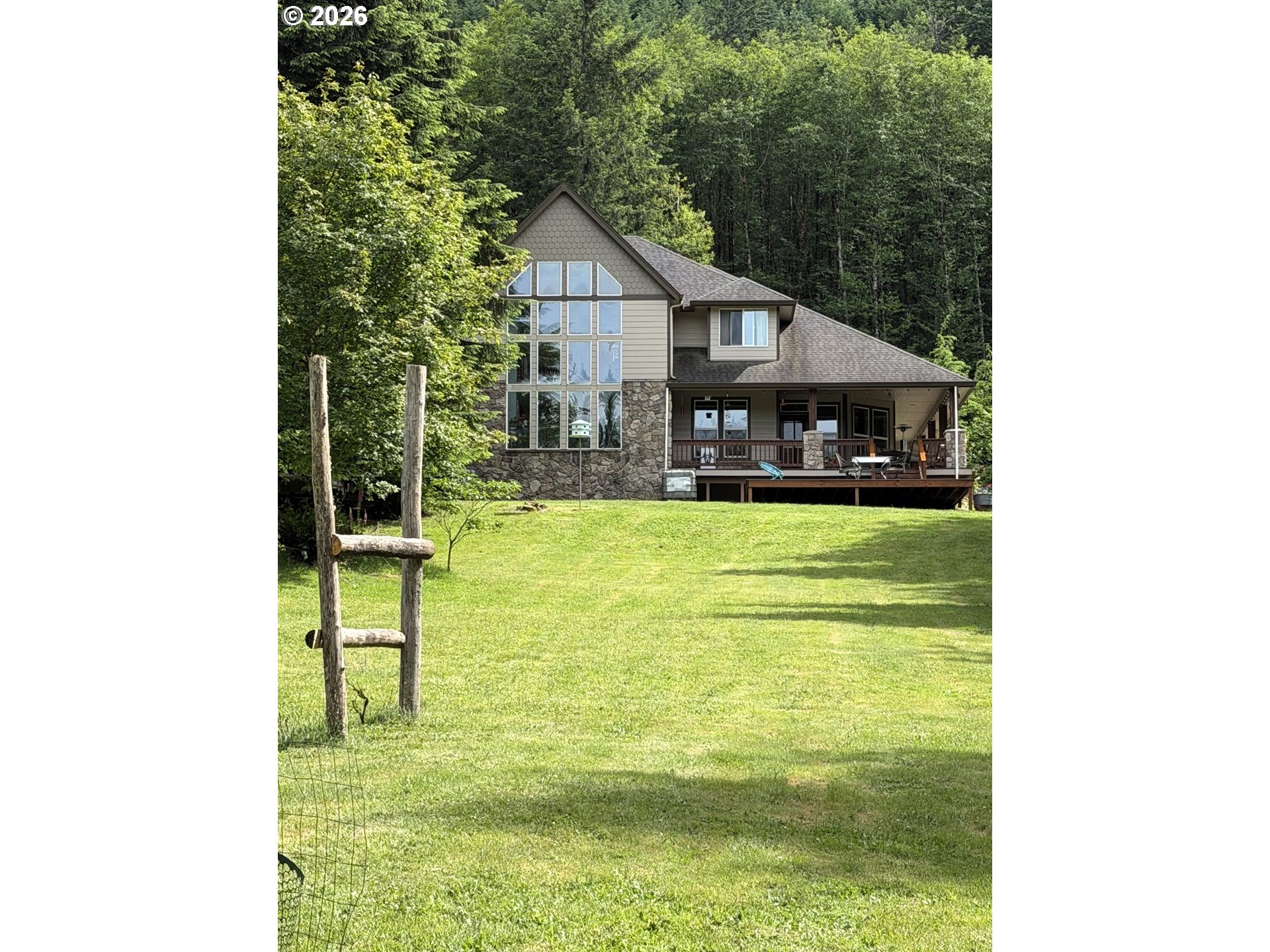 18525 NE Buncombe Hollow Rd — photo