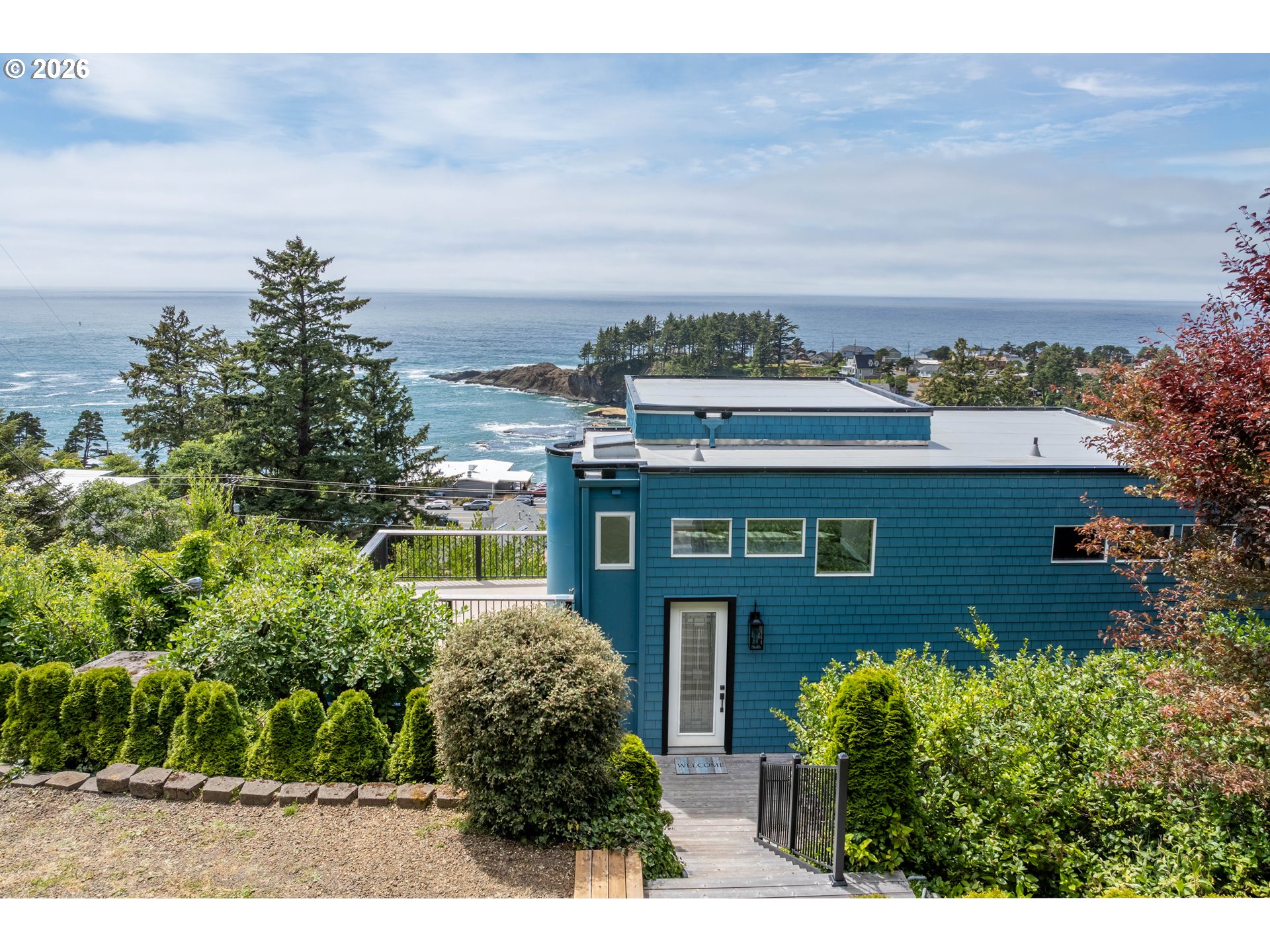 315 NE Vista Terrace Ave — photo