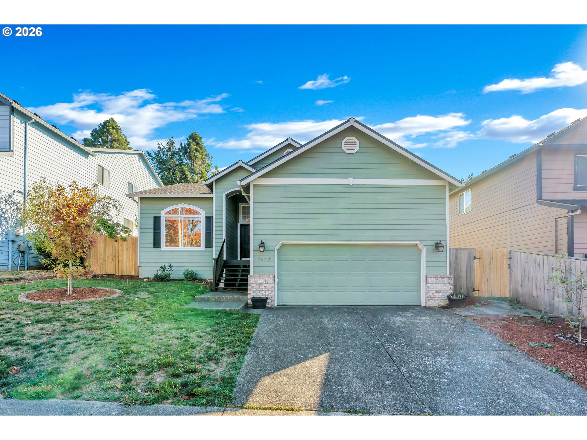 1558 SE Jasmine Way — photo