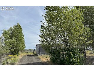 58282 MAPLE CIRCLE RD, Christmas Valley OR 97641