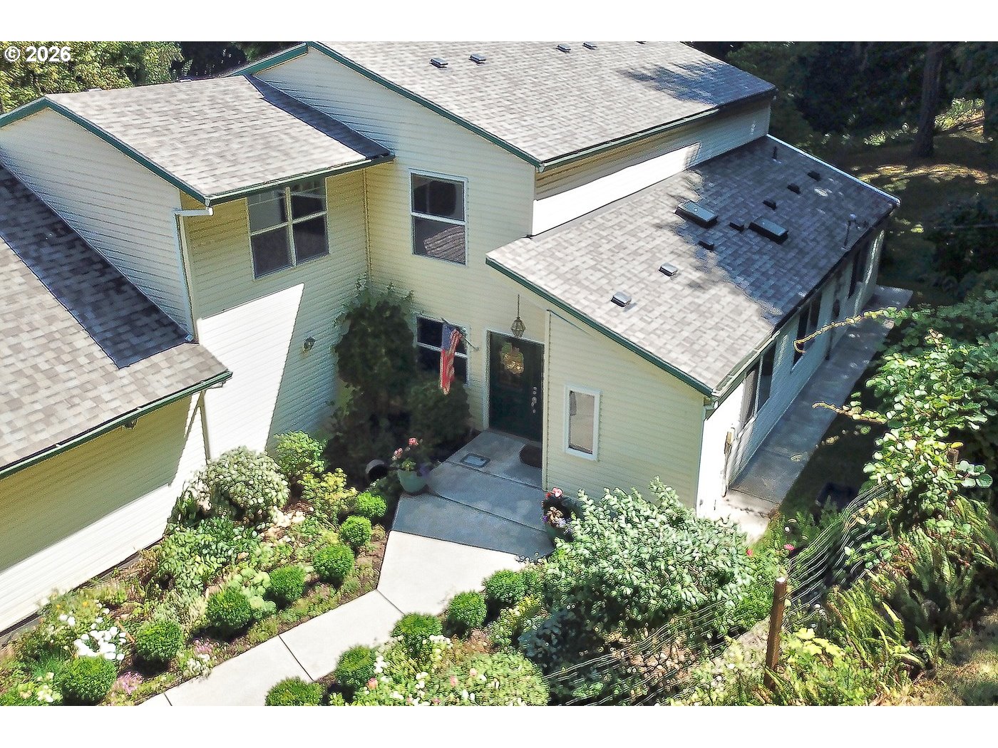 16832 S Stone Hill Dr — photo