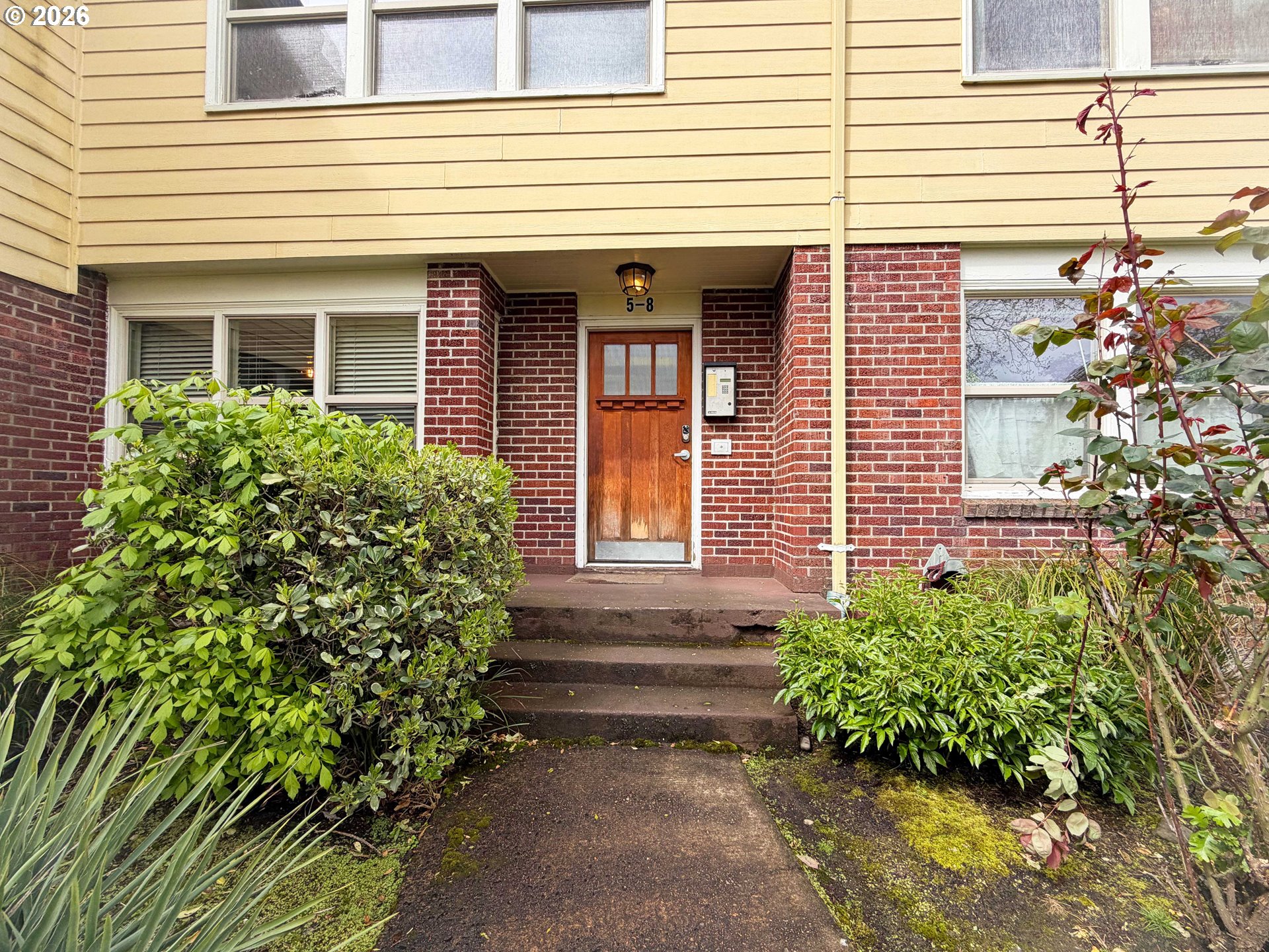 1411 N Alberta St 8 — photo