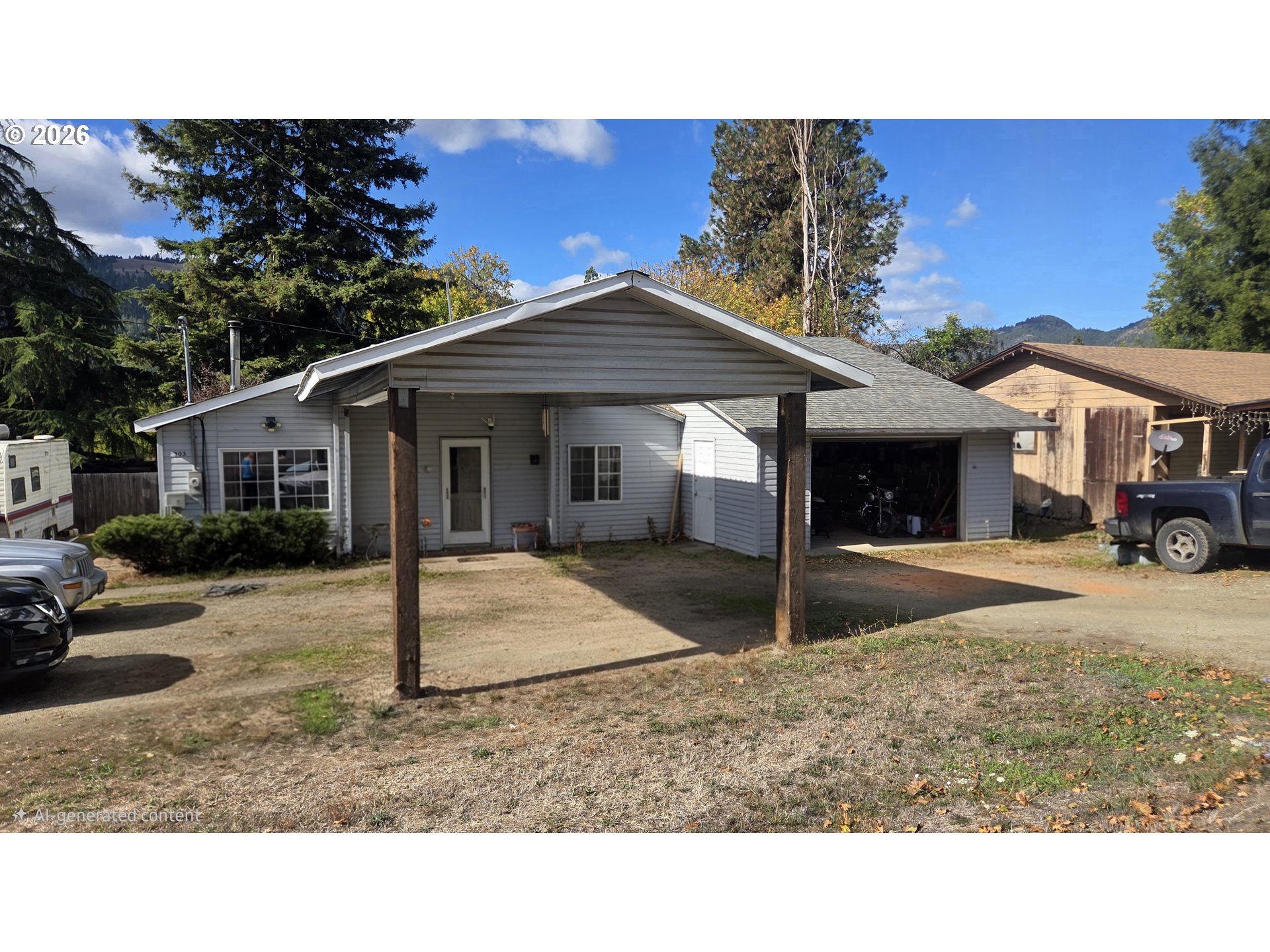 303 Walnut St — photo