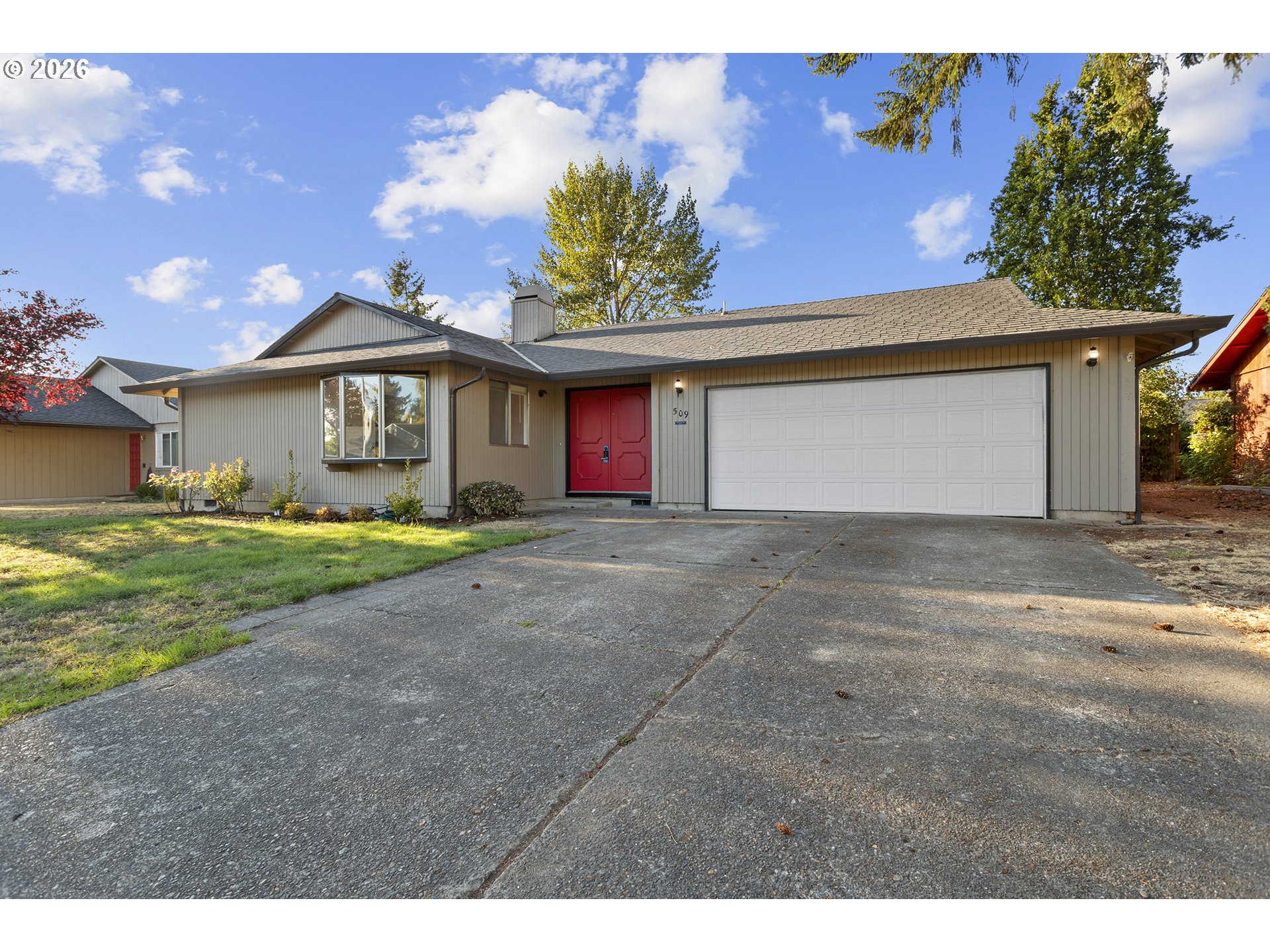 509 E Pinehurst Dr, Newberg, OR 97132 — photo 2