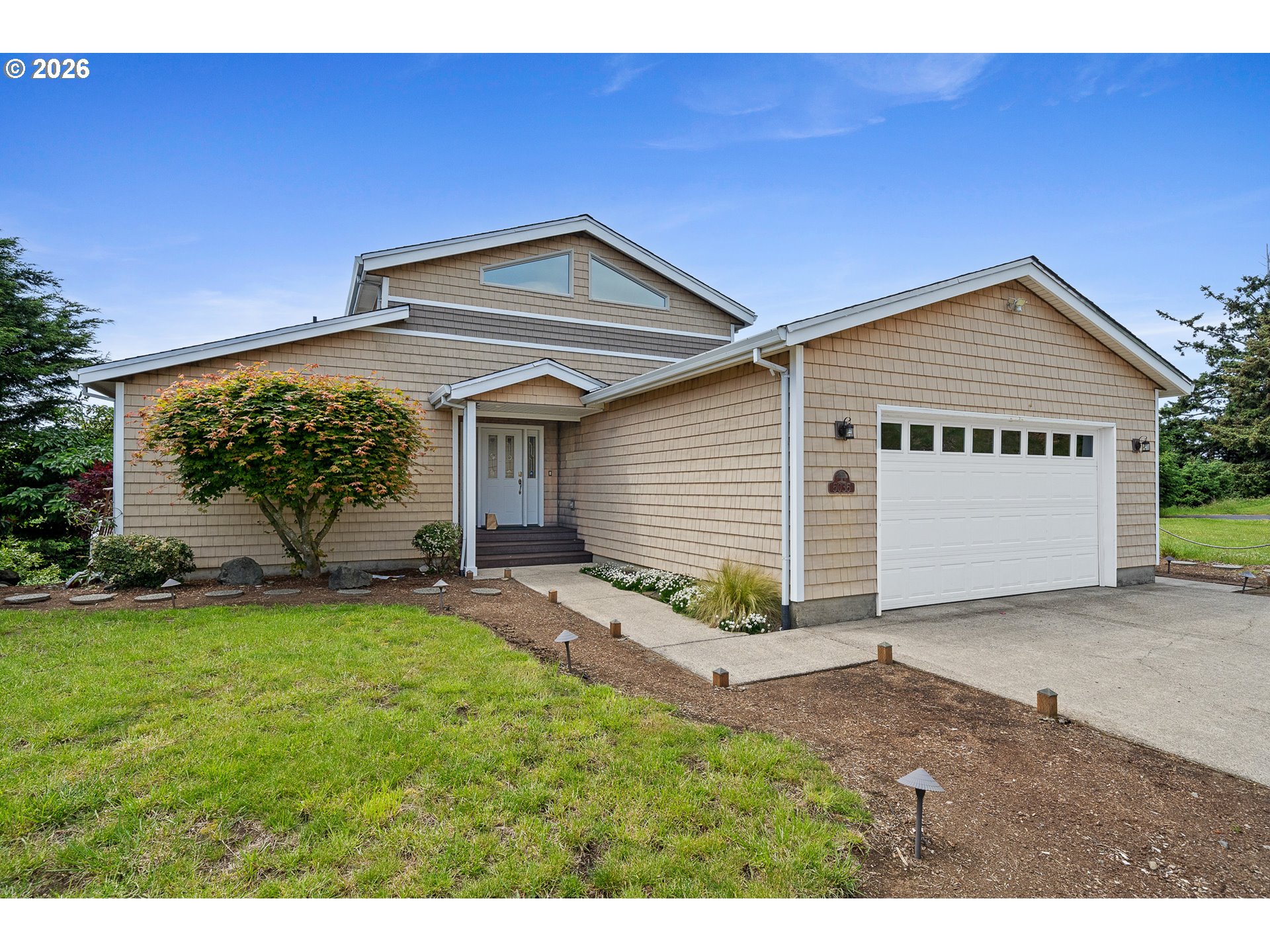 5035 S Ridge Dr — photo