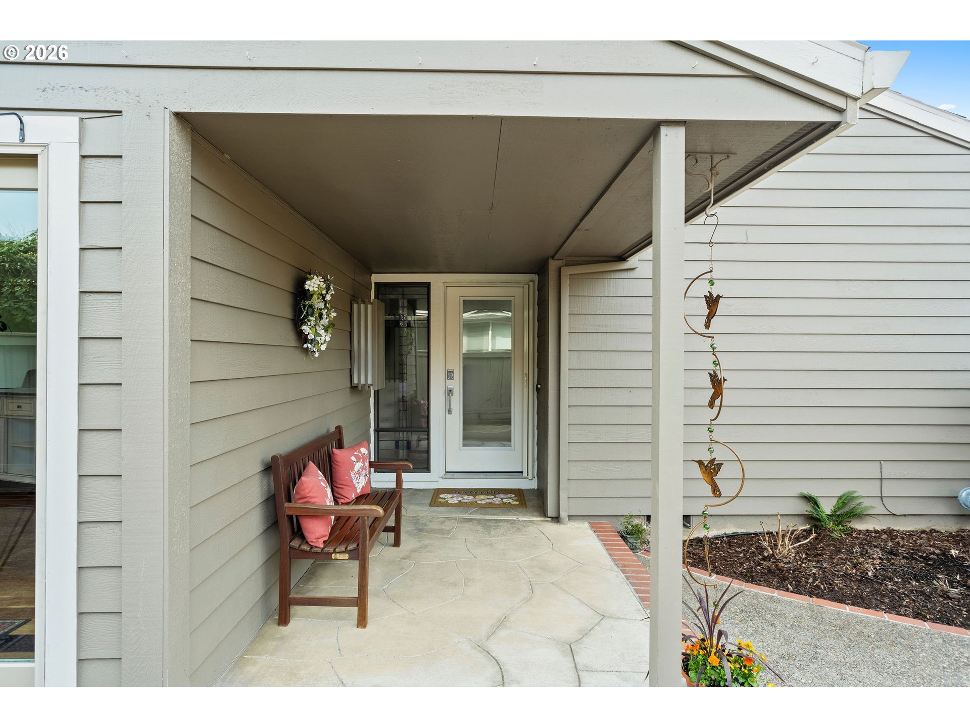 32540 SW Lake Point Ct — photo