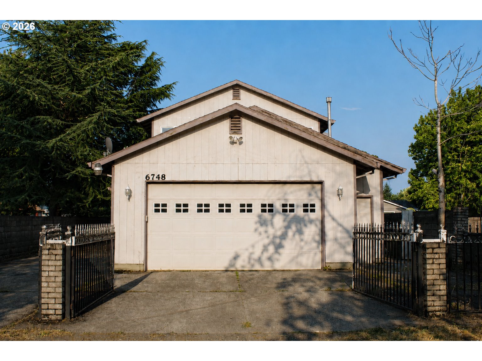 6748 SE 74th Ave — photo