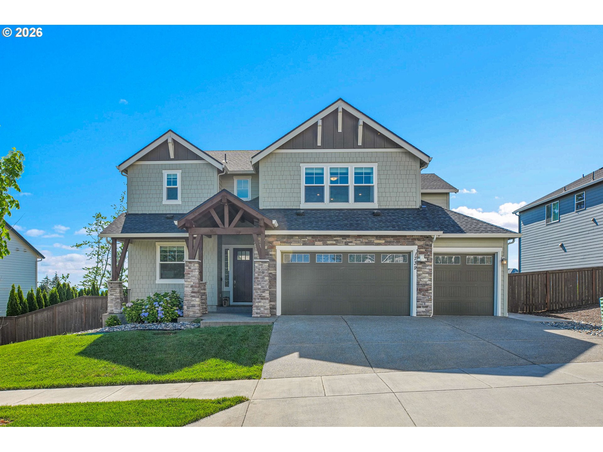 1739 NW Hancock Dr — photo