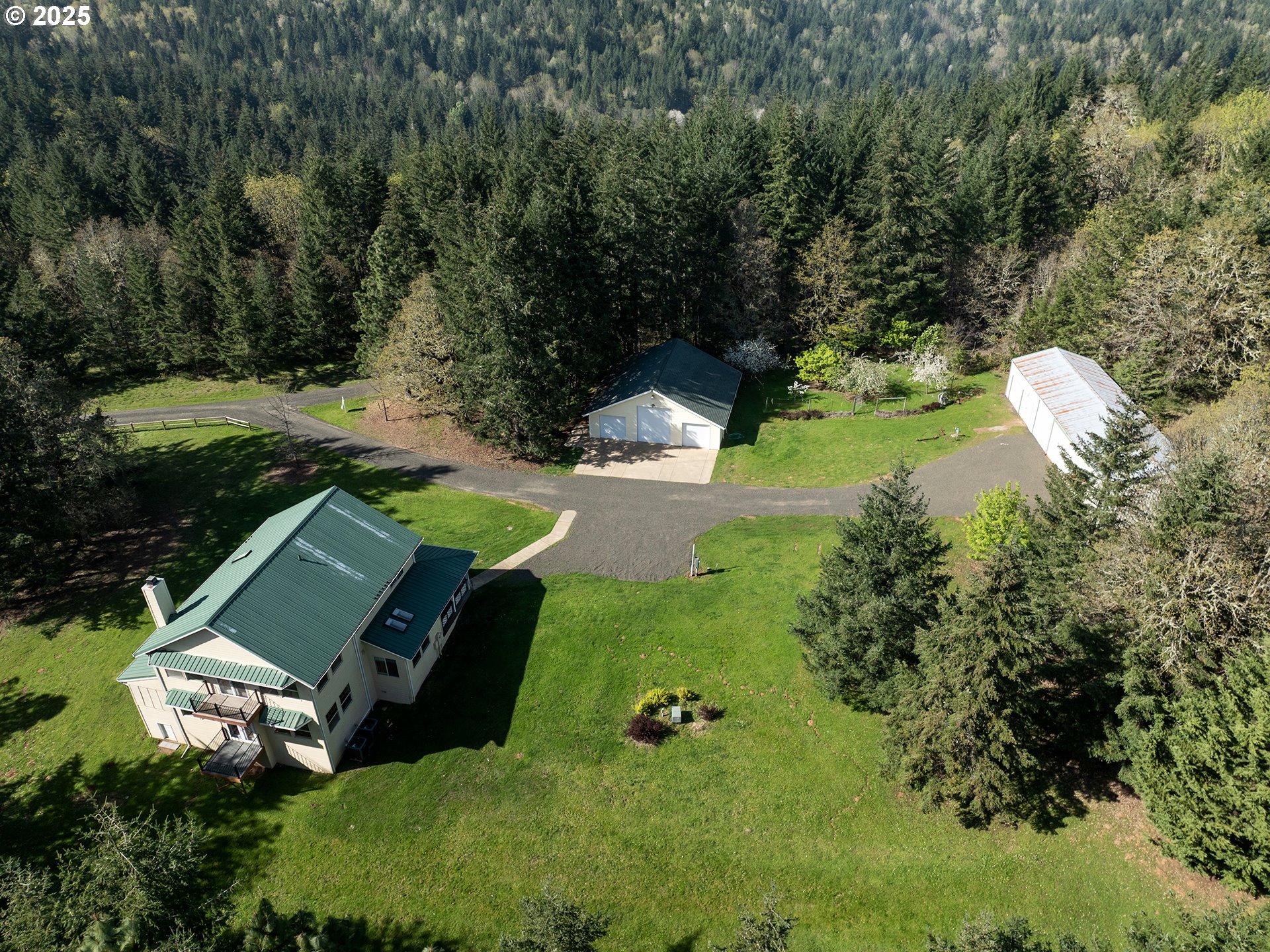 17234 Oakdale Rd — photo